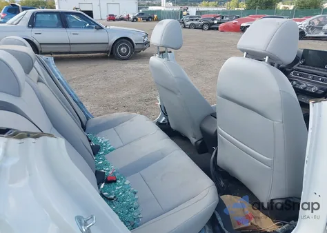 2025 Honda Civic Hybrid Sport/Sport Touring z USA, uszkodzony, nr VIN 2HGFE4F84SH313679